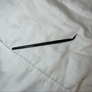 elf angled eyeliner brush